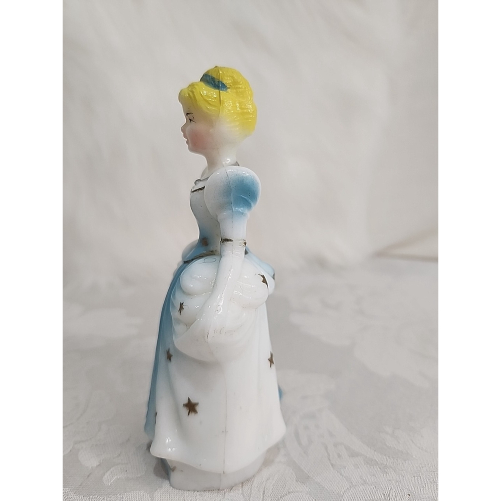 Vintage DISNEY 1960 Japan CINDERELLA Cake Topper,plastic Figurine 5.5" Tall - Picture 2 of 12